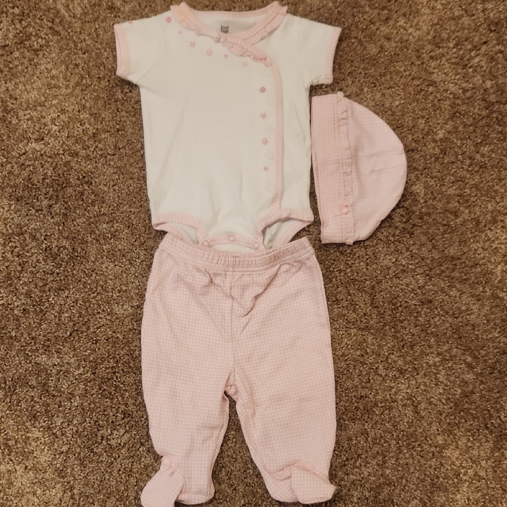 Carter's Pink and White Baby Onesie & Pants & Hat Matching Set, Size 0-3 Months